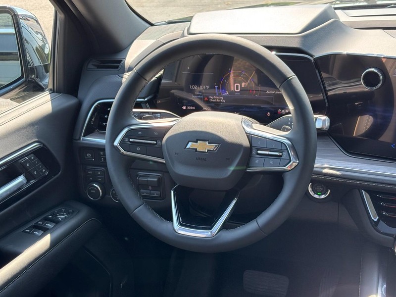 Chevrolet Tahoe Vehicle Full-screen Gallery Image 8