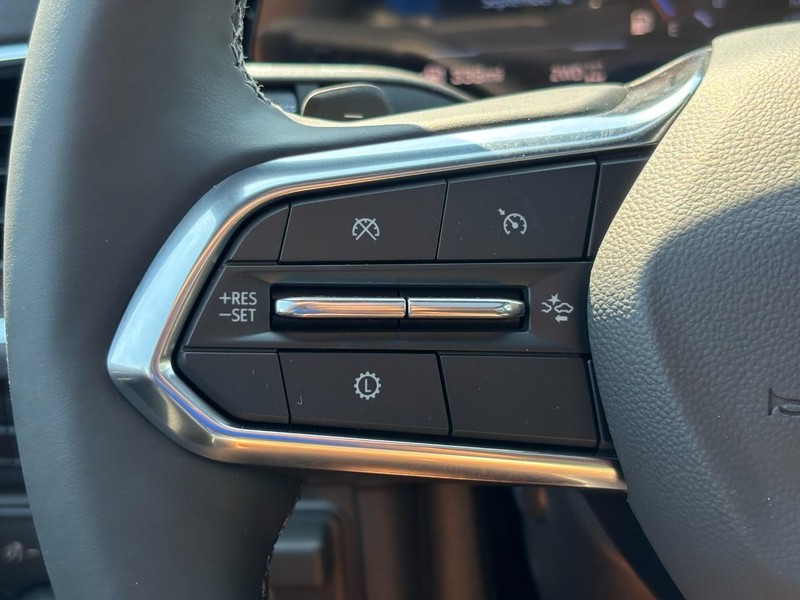 Chevrolet Tahoe Vehicle Full-screen Gallery Image 13