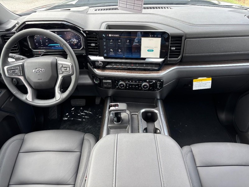 Chevrolet Silverado 1500 Vehicle Full-screen Gallery Image 6