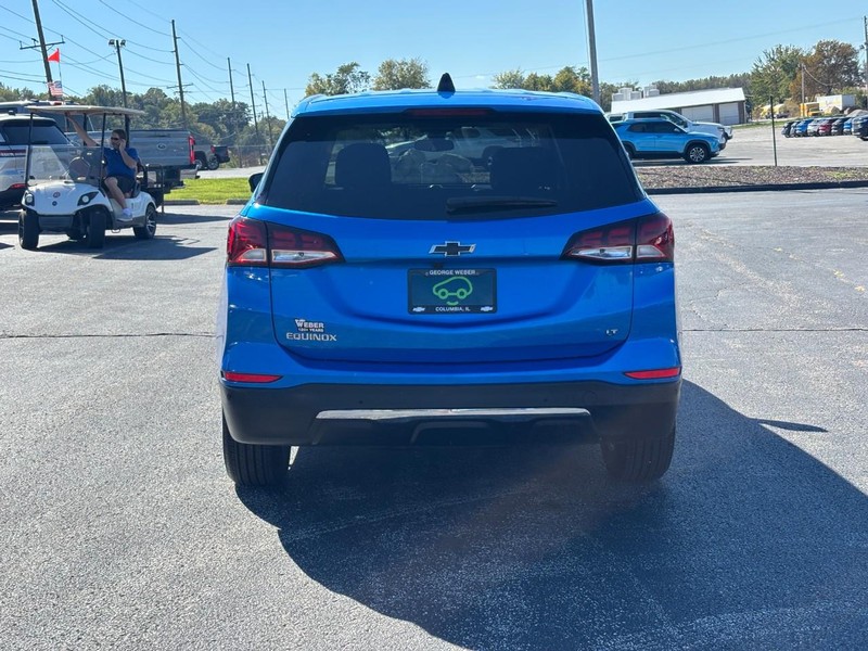 Chevrolet Equinox Vehicle Full-screen Gallery Image 4