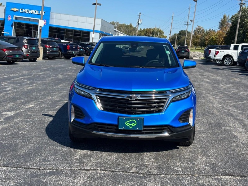 Chevrolet Equinox Vehicle Full-screen Gallery Image 8