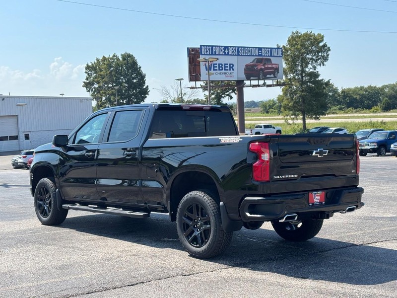 Chevrolet Silverado 1500 Vehicle Full-screen Gallery Image 3