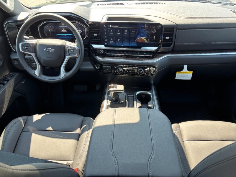 Chevrolet Silverado 1500 Vehicle Full-screen Gallery Image 6
