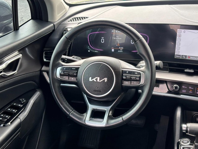 Kia Sportage Vehicle Full-screen Gallery Image 12