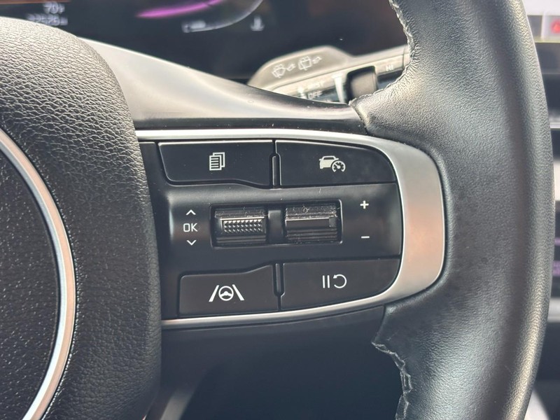 Kia Sportage Vehicle Full-screen Gallery Image 18
