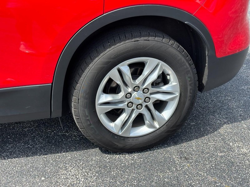Chevrolet Blazer Vehicle Full-screen Gallery Image 09