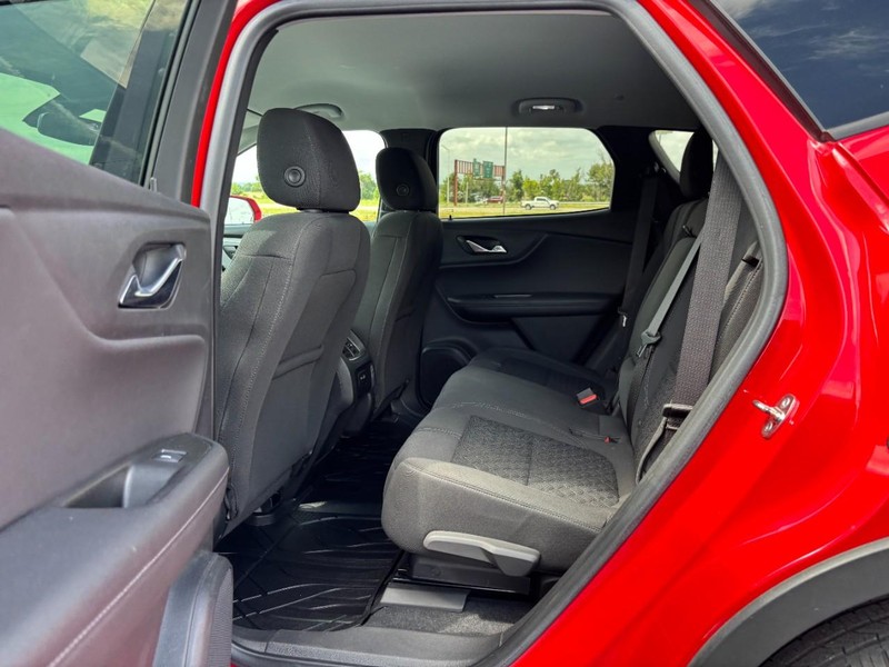 Chevrolet Blazer Vehicle Full-screen Gallery Image 10