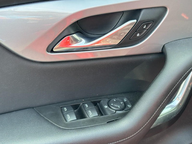 Chevrolet Blazer Vehicle Full-screen Gallery Image 16