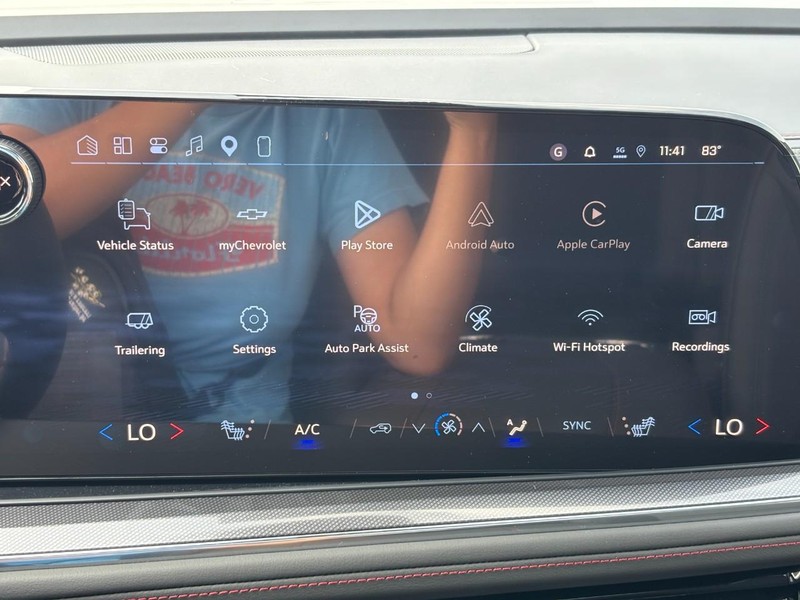 Chevrolet Tahoe Vehicle Full-screen Gallery Image 16