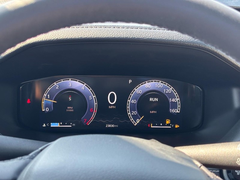 Jeep Compass Vehicle Full-screen Gallery Image 19