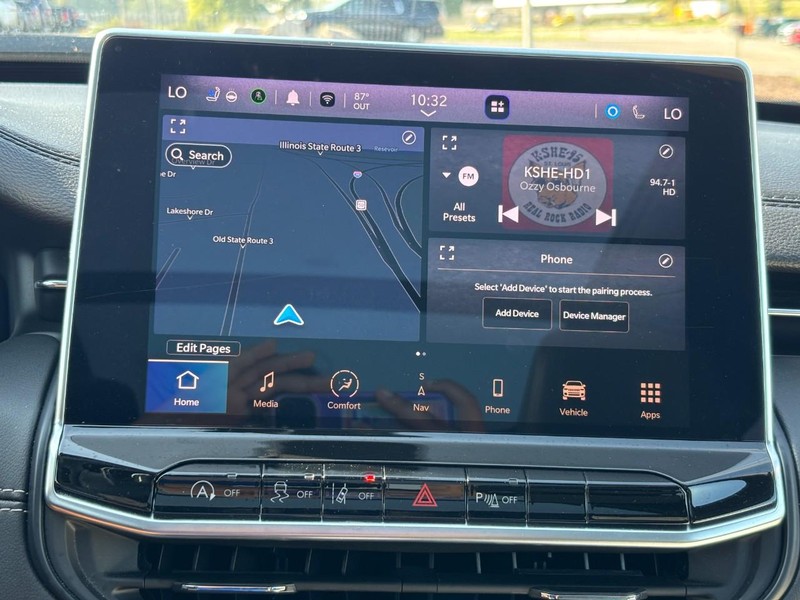 Jeep Compass Vehicle Full-screen Gallery Image 20