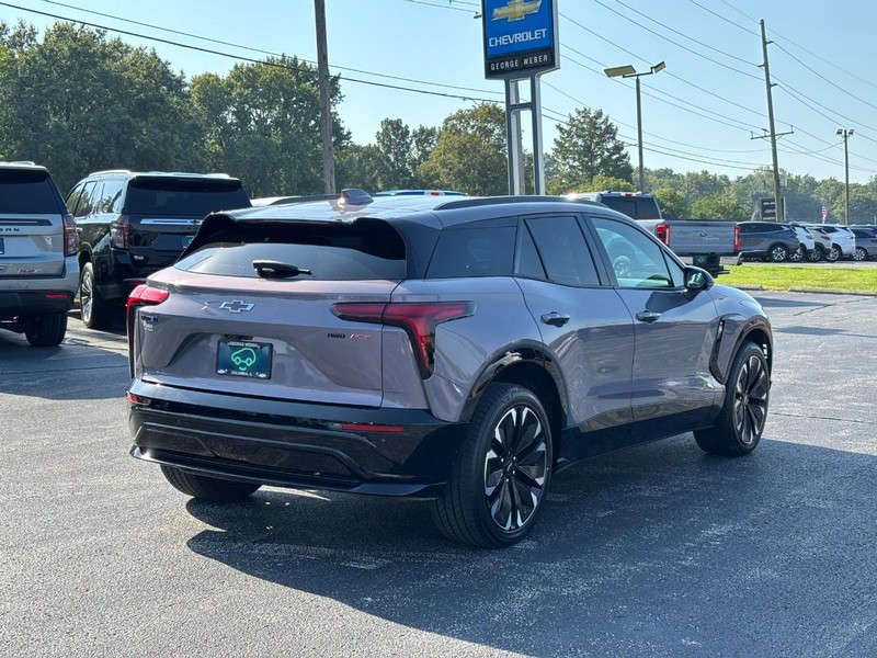 Chevrolet Blazer EV Vehicle Full-screen Gallery Image 05
