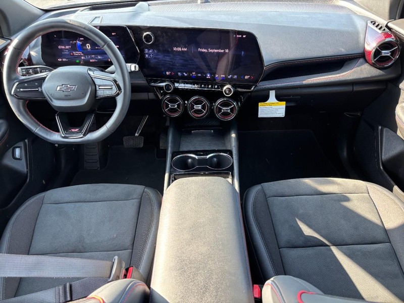 Chevrolet Blazer EV Vehicle Full-screen Gallery Image 11