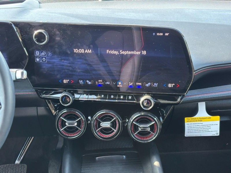 Chevrolet Blazer EV Vehicle Full-screen Gallery Image 13