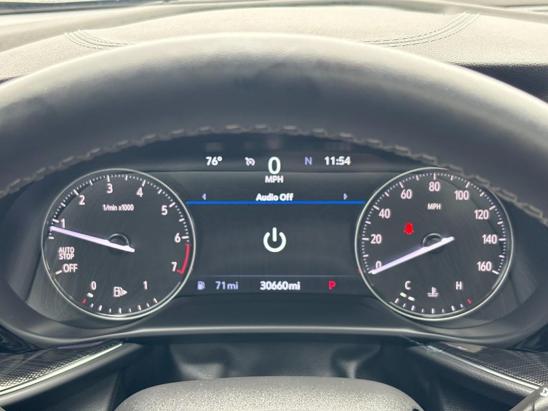 Buick Envision Vehicle Full-screen Gallery Image 19