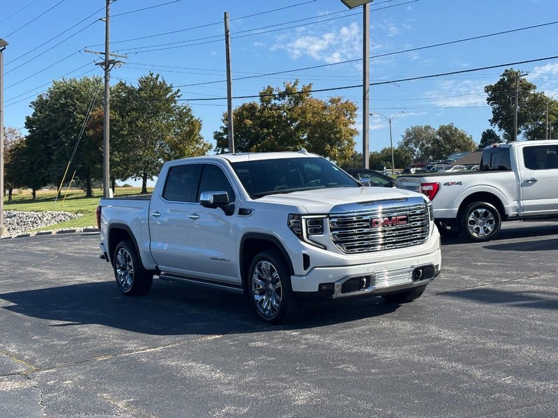 GMC Sierra 1500 Vehicle Full-screen Gallery Image 7