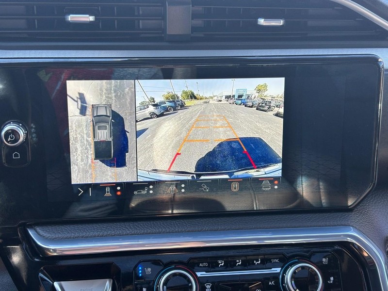 GMC Sierra 1500 Vehicle Full-screen Gallery Image 21