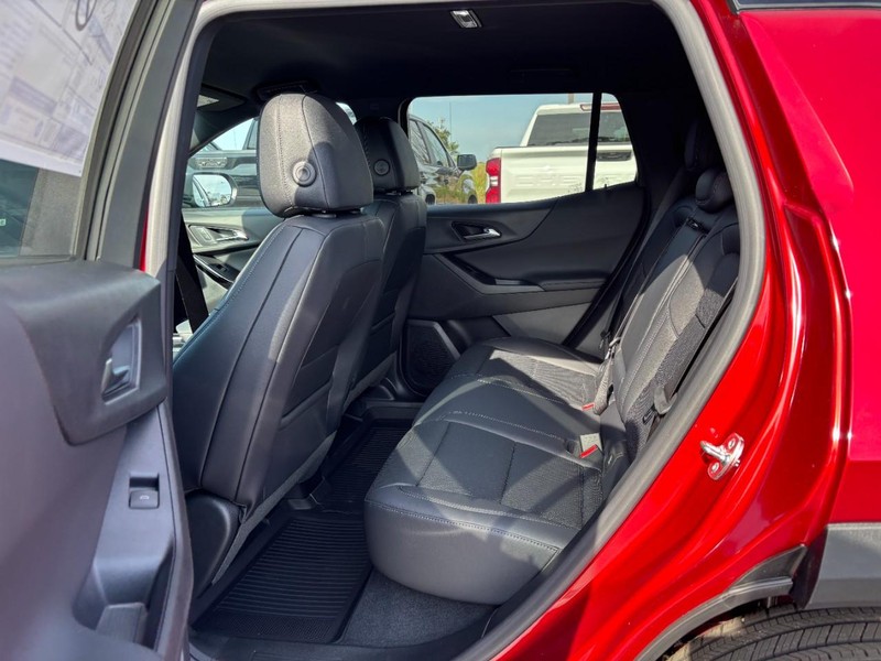 Chevrolet Equinox Vehicle Full-screen Gallery Image 5