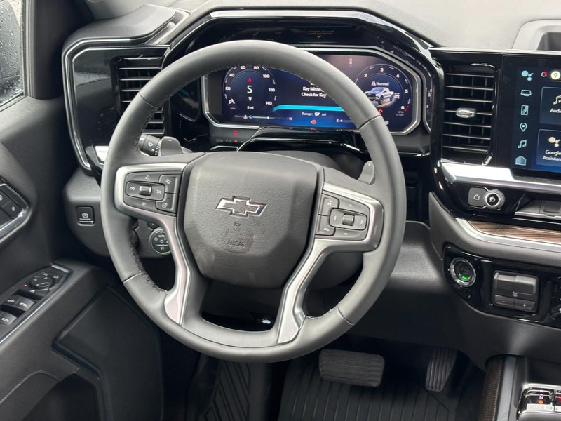 Chevrolet Silverado 1500 Vehicle Full-screen Gallery Image 7