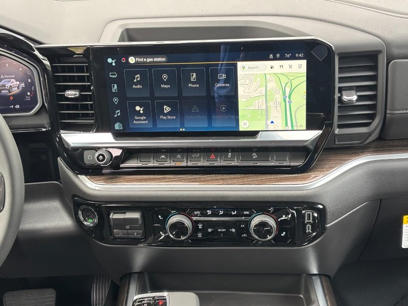 Chevrolet Silverado 1500 Vehicle Full-screen Gallery Image 8