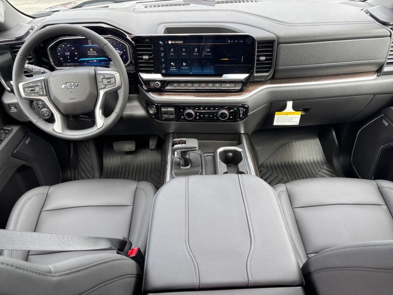 Chevrolet Silverado 1500 Vehicle Full-screen Gallery Image 7