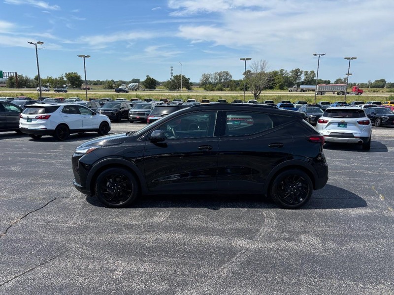Chevrolet Bolt Vehicle Full-screen Gallery Image 02