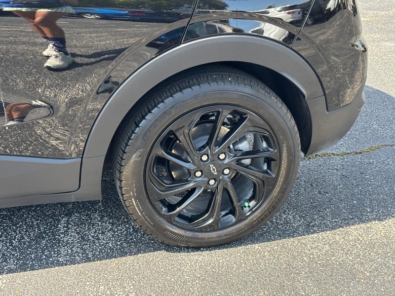 Chevrolet Bolt Vehicle Full-screen Gallery Image 09