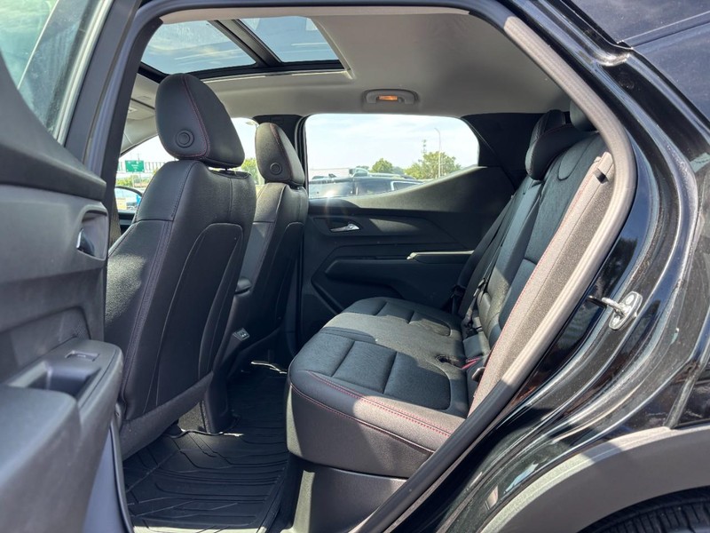 Chevrolet Bolt Vehicle Full-screen Gallery Image 10