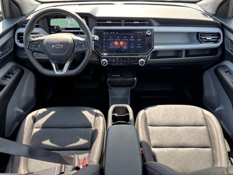 Chevrolet Bolt Vehicle Full-screen Gallery Image 12
