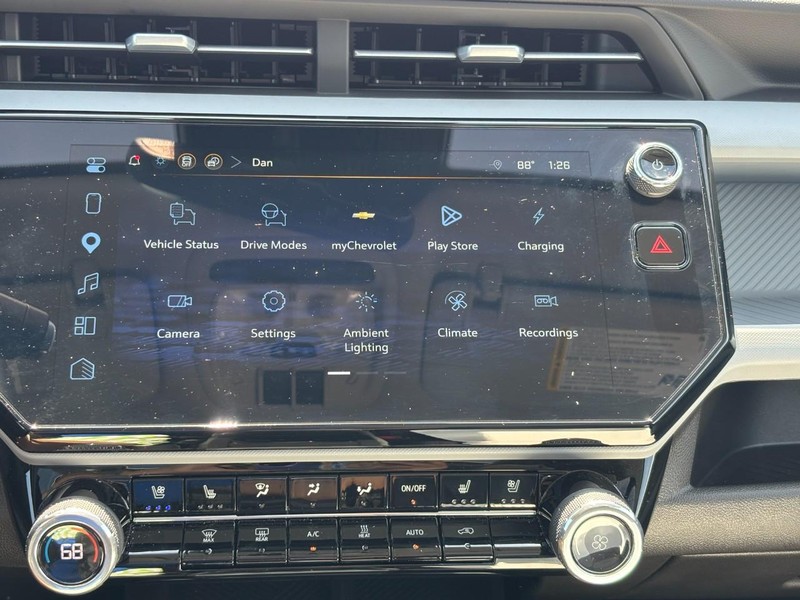 Chevrolet Bolt Vehicle Full-screen Gallery Image 21