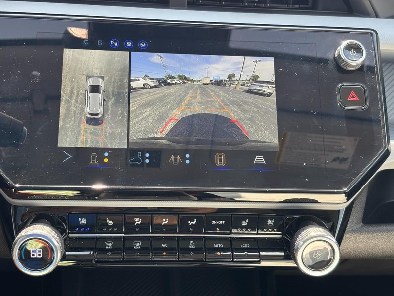 Chevrolet Bolt Vehicle Full-screen Gallery Image 23