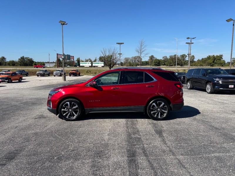 Chevrolet Equinox Vehicle Full-screen Gallery Image 02