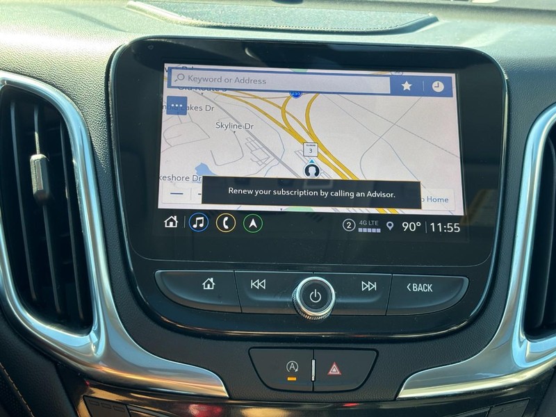 Chevrolet Equinox Vehicle Full-screen Gallery Image 21