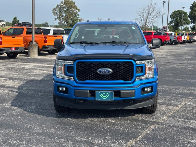 Ford F-150 Vehicle Full-screen Gallery Image 08