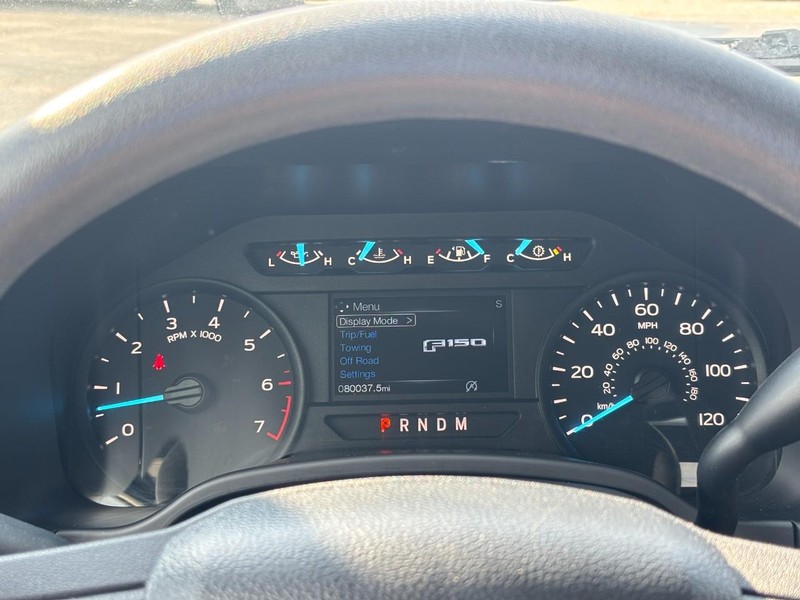 Ford F-150 Vehicle Full-screen Gallery Image 19