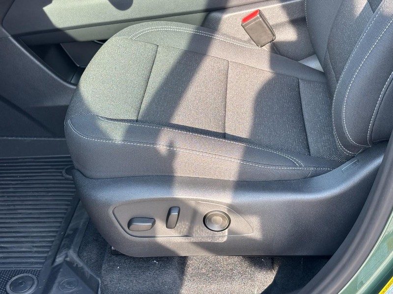 Chevrolet Traverse Vehicle Full-screen Gallery Image 11