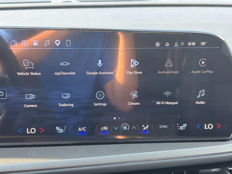 Chevrolet Traverse Vehicle Full-screen Gallery Image 16