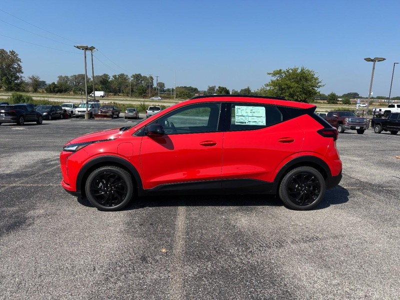Chevrolet Bolt Vehicle Full-screen Gallery Image 2