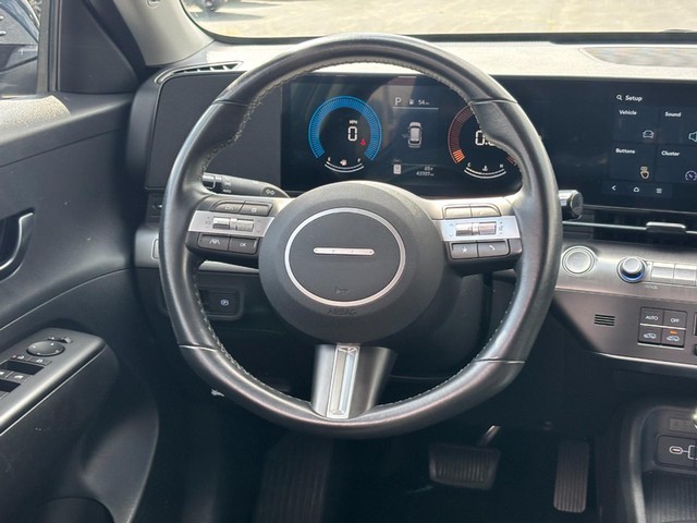 2025 Hyundai Kona SEL - Photo 12