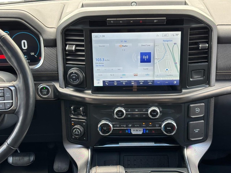 Ford F-150 Vehicle Full-screen Gallery Image 13