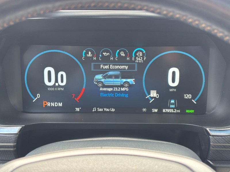 Ford F-150 Vehicle Full-screen Gallery Image 19