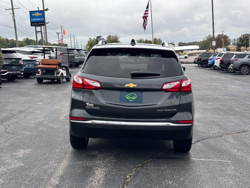 Chevrolet Equinox Vehicle Full-screen Gallery Image 04