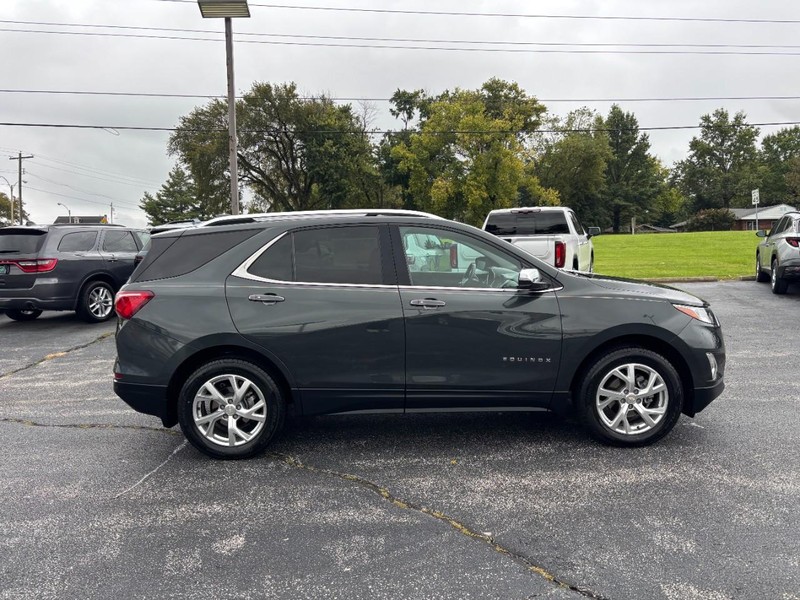 Chevrolet Equinox Vehicle Full-screen Gallery Image 06