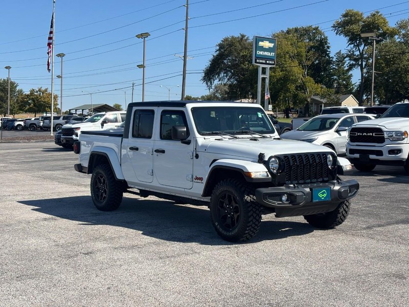 Jeep Gladiator Vehicle Full-screen Gallery Image 07