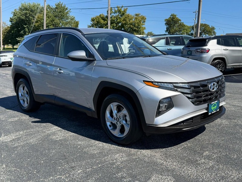 Hyundai Tucson Vehicle Full-screen Gallery Image 08