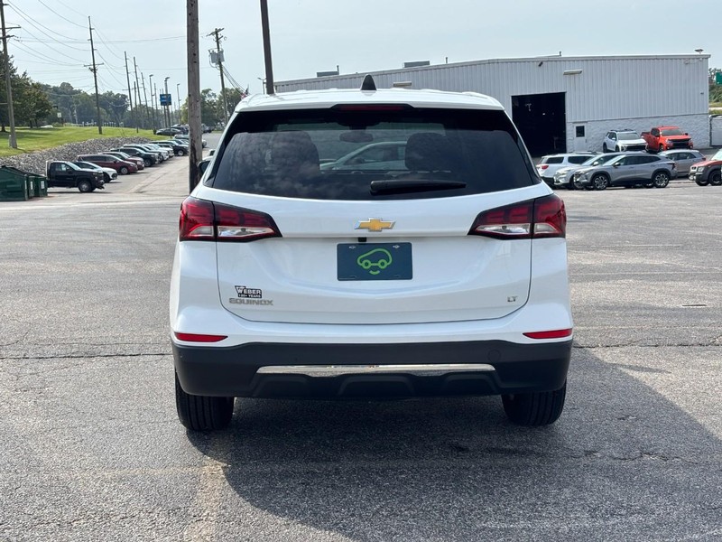 Chevrolet Equinox Vehicle Full-screen Gallery Image 04