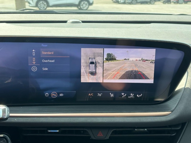 Buick Envision Vehicle Full-screen Gallery Image 21