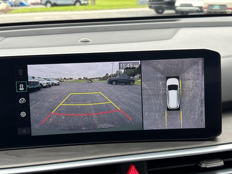 Kia Sorento Vehicle Full-screen Gallery Image 23