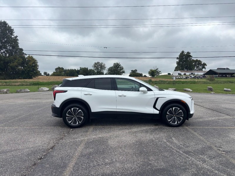 Chevrolet Blazer EV Vehicle Full-screen Gallery Image 06