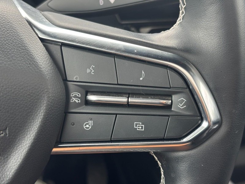 Chevrolet Blazer EV Vehicle Full-screen Gallery Image 18